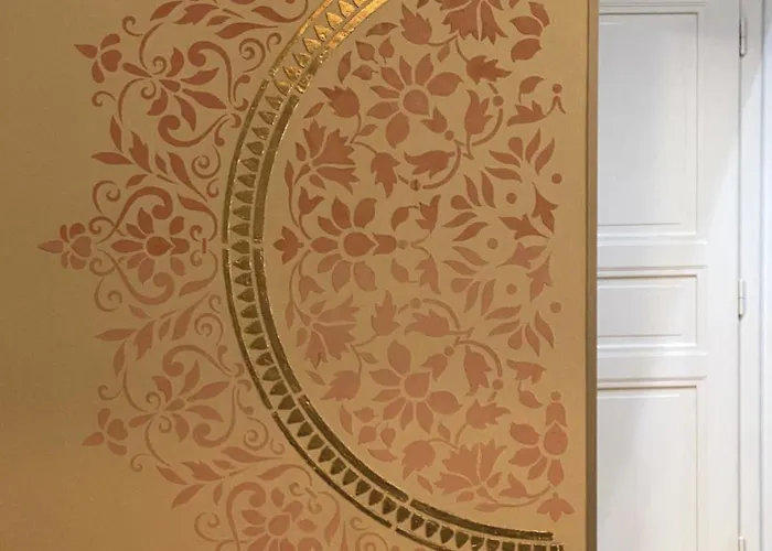 Golem Bed & Breakfast 4*